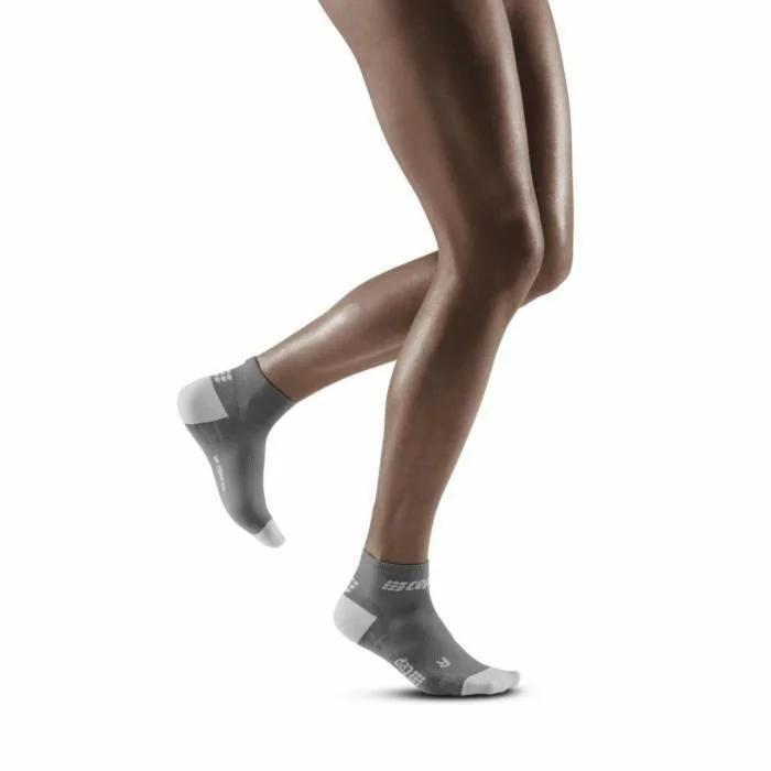 Chaussettes de compression basses ultralu00e9gu00e8res femme CEP Compression [Taille  2]