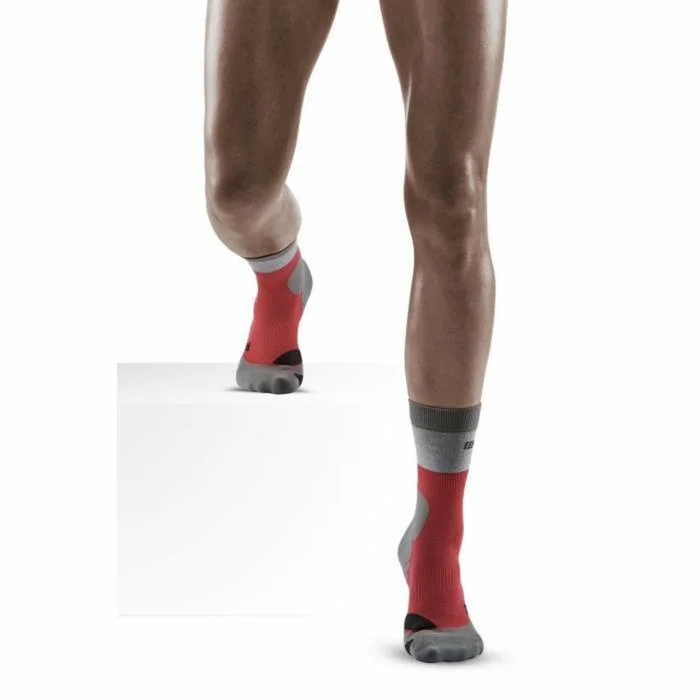 Chaussettes de compression mi-mollets de randonnu00e9e en mu00e9rinos lu00e9gu00e8res femme CEP Compression [Taille  2]