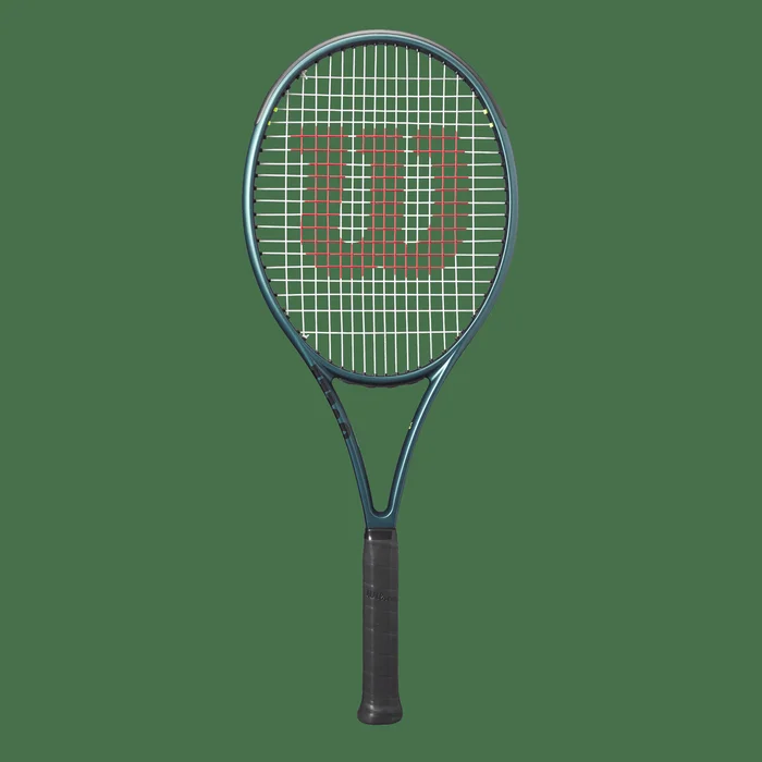 Wilson Blade 100UL V9 racket